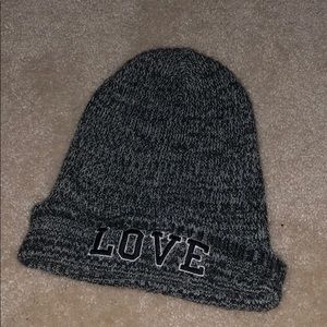 Love beanie
